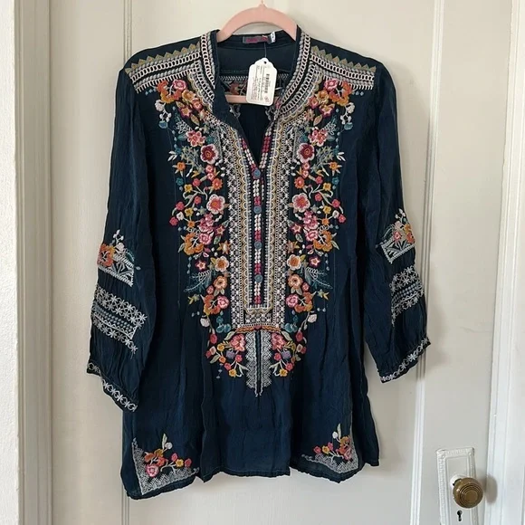 Johnny Was Bethanie Tunic Ocean Blue; size small - Picture 6 of 9